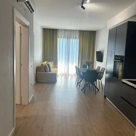 Beautiful Center Apartment Durres